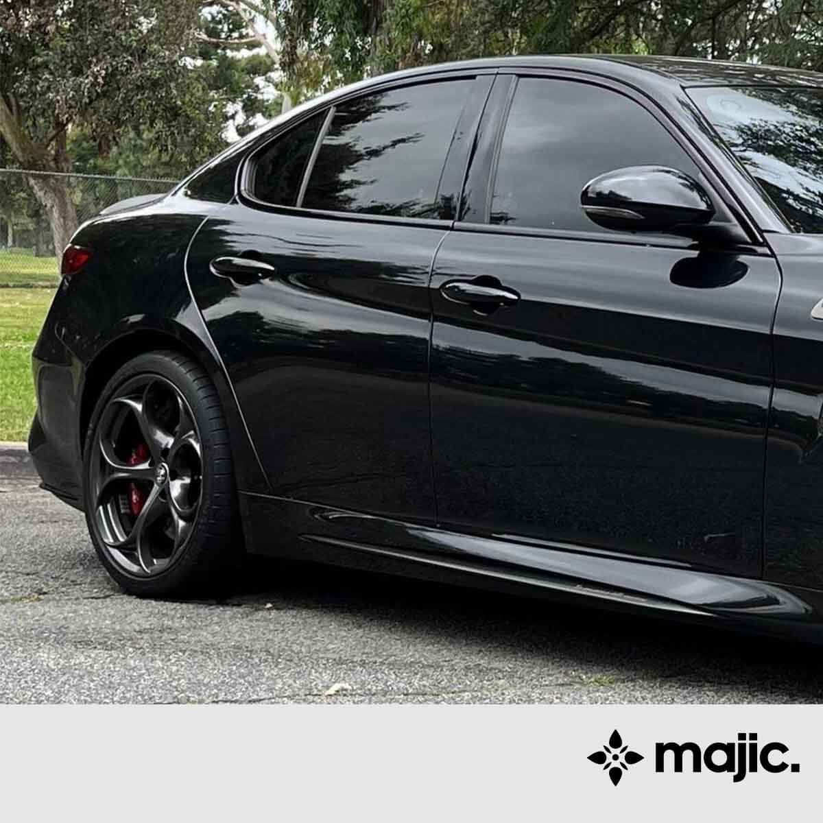 Alfa Romeo Nero Black Paint (601)