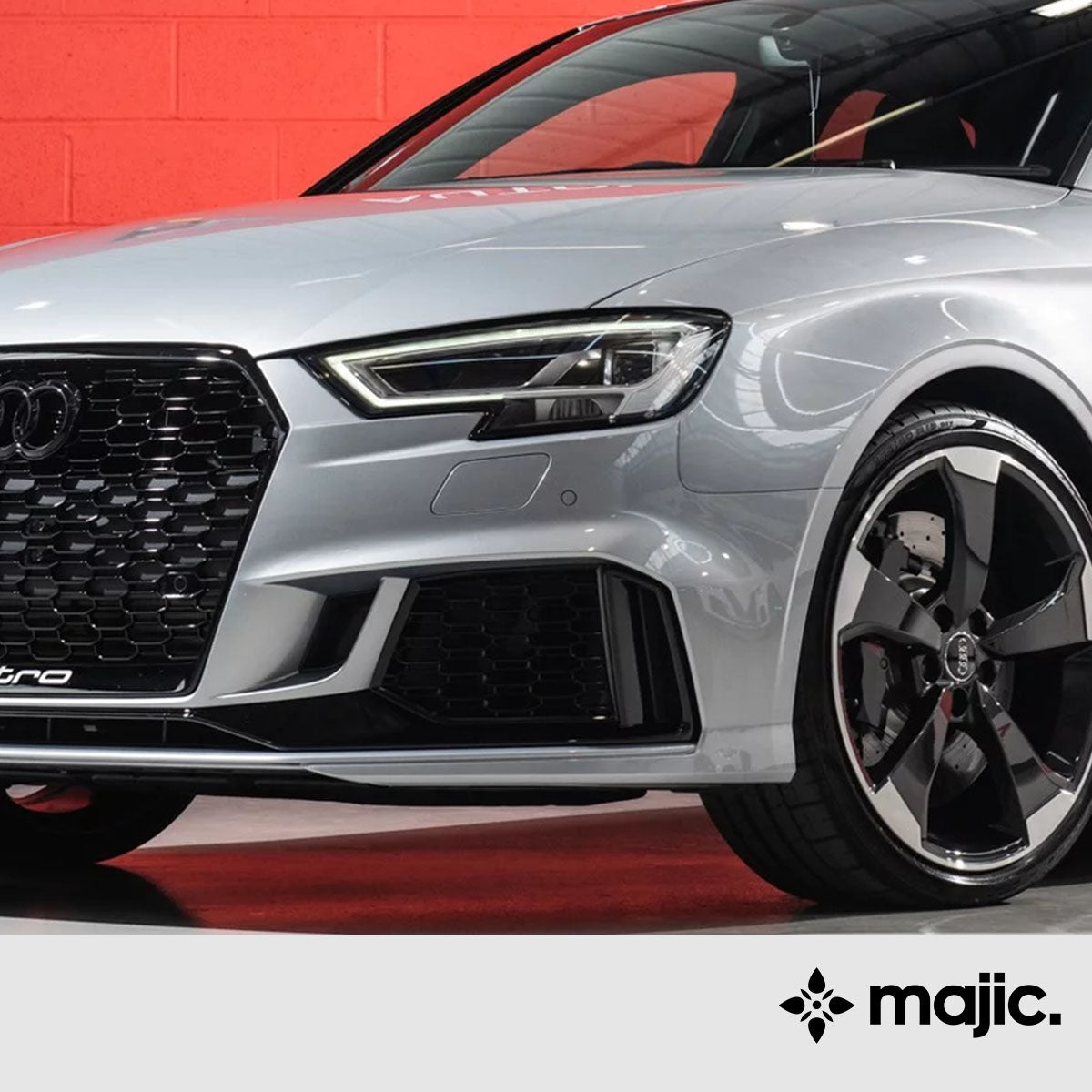 Audi Florett Silver Paint (LZ7G)