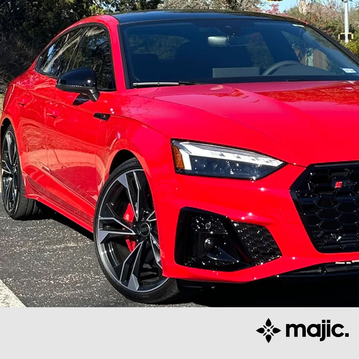 Audi Progressive Red Paint (LY3Q)