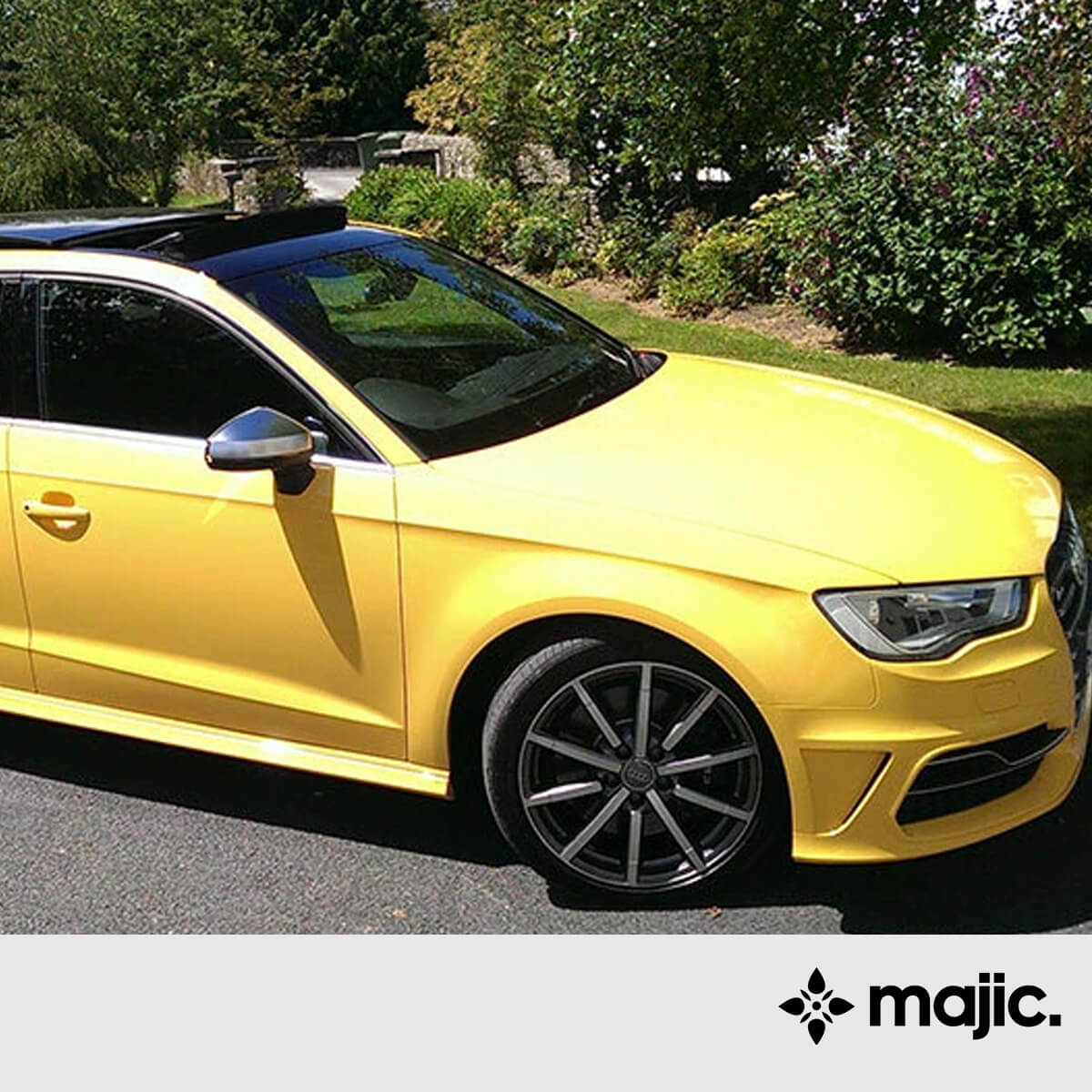Audi Brilliant Yellow Paint (LY1B)