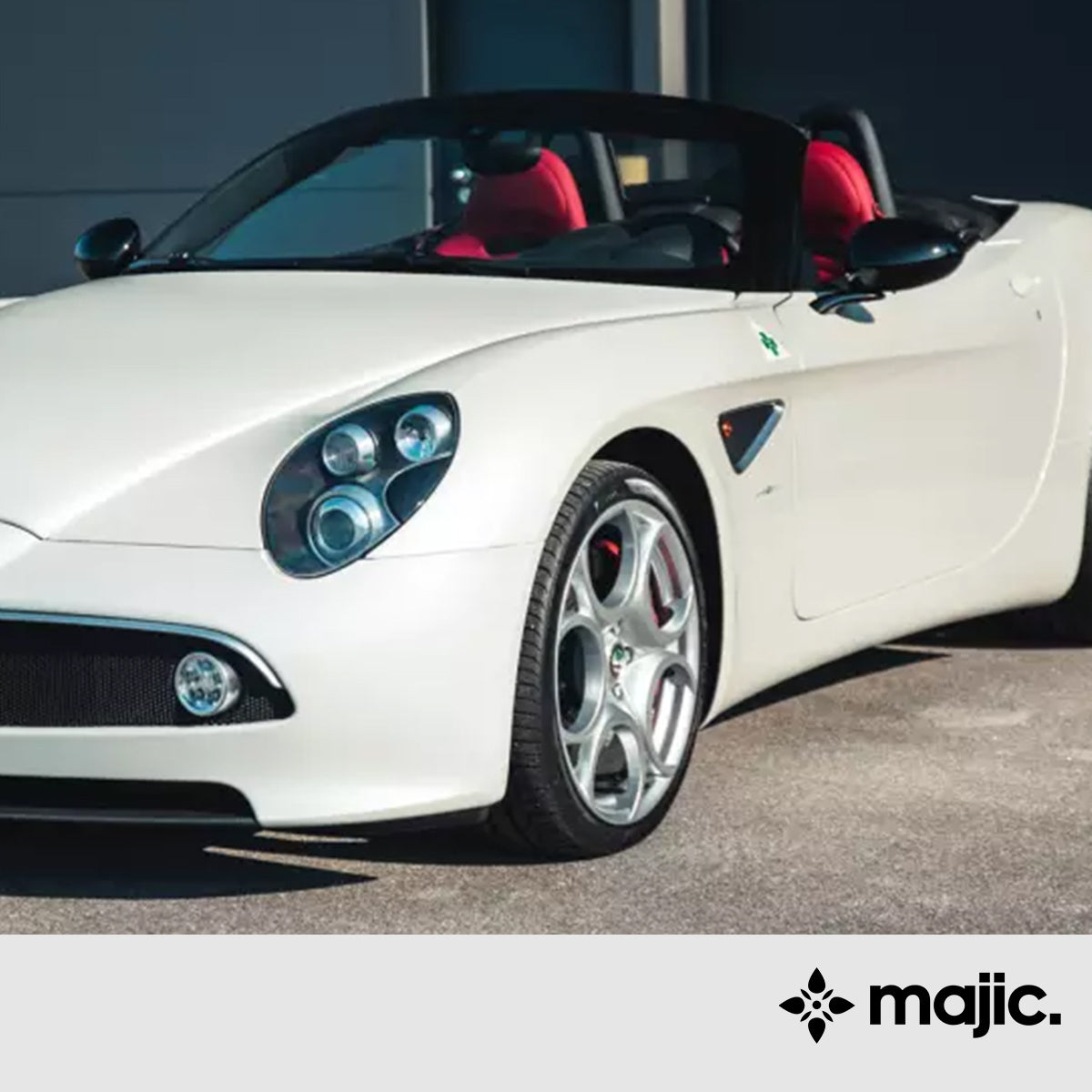 Alfa Romeo Bianco Alp, Madreperla White Paint (216/A)