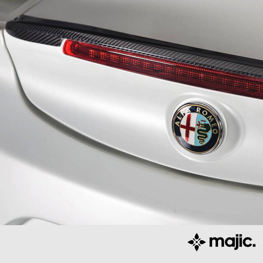 Alfa Romeo Carrara White Paint (825/A)