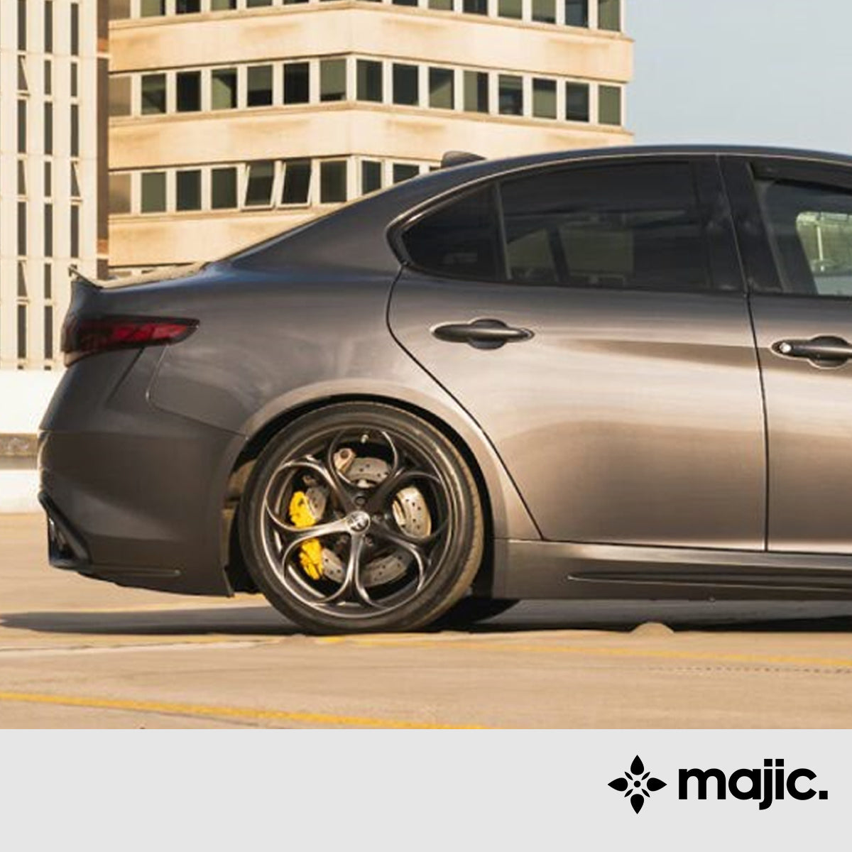 Alfa Romeo Grigio Vesuvio, Vesuvio Grey Paint (035/B)