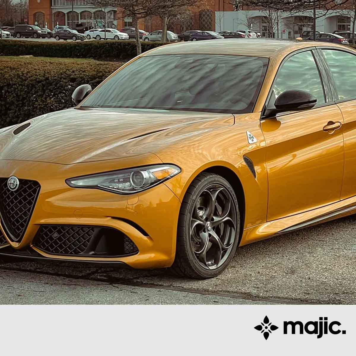 Alfa Romeo Ocra Metallic Gold Paint (598/B)