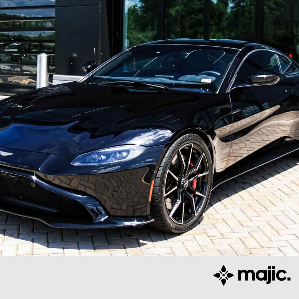 Aston Martin Black Sapphire Paint (1243)