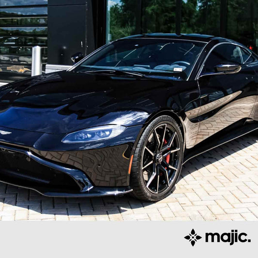 Aston Martin Black Sapphire Paint (1243)