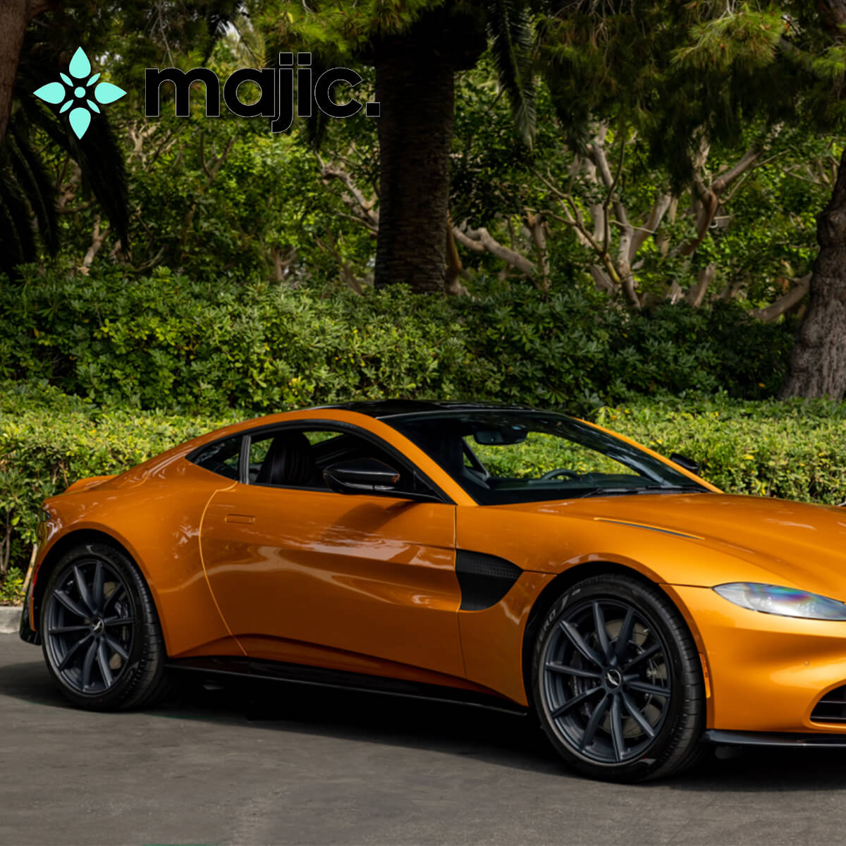 Aston Martin Golden Saffron Paint