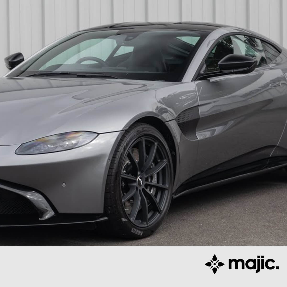 Aston Martin Hammerhead Silver Paint (5085)