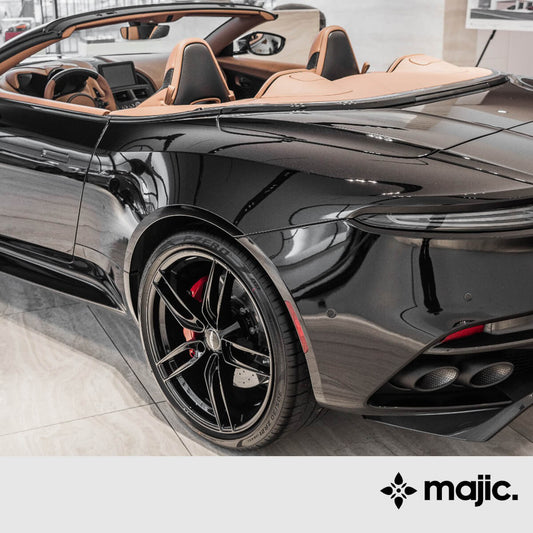Aston Martin Onyx Black Paint (1353)