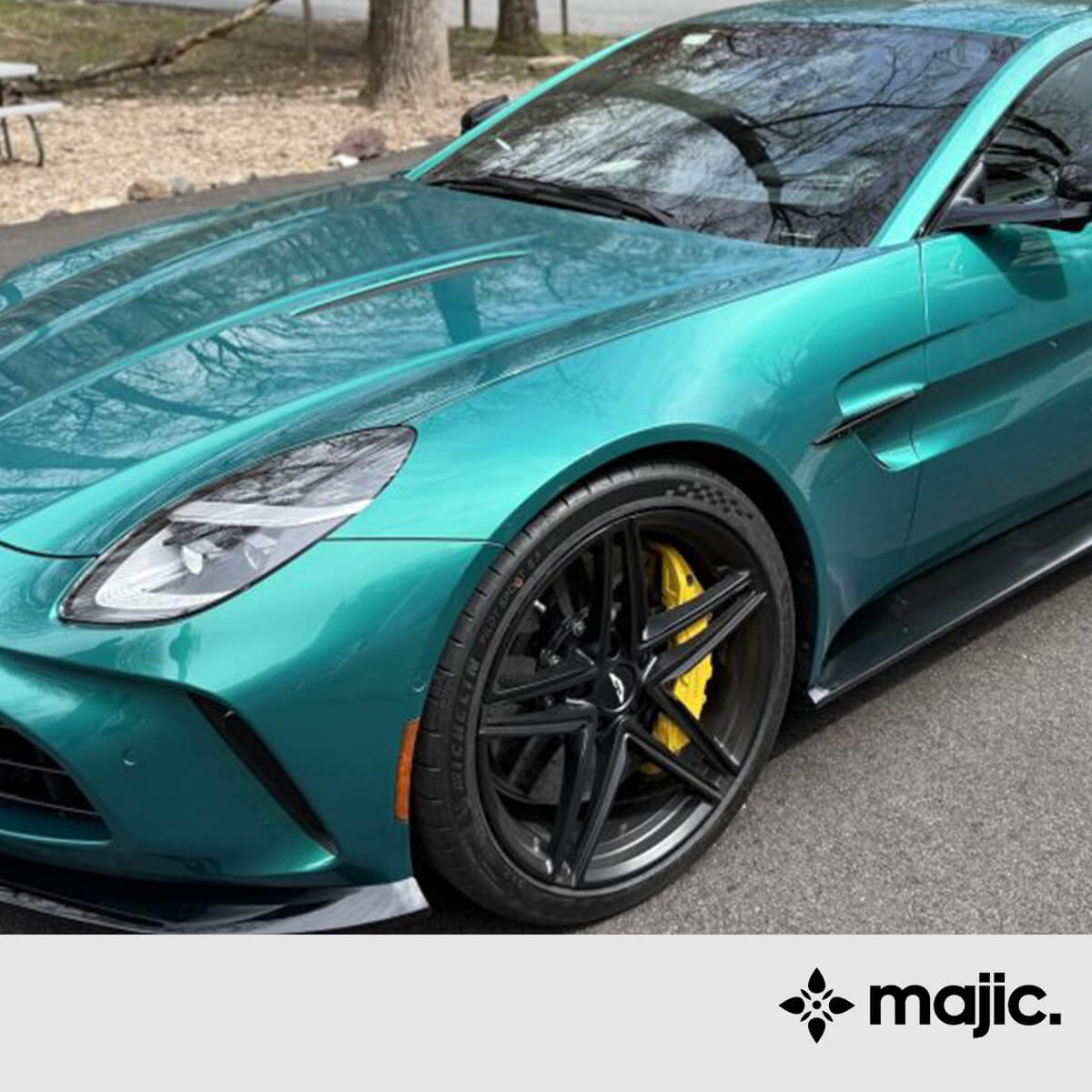 Aston Martin Podium Green, Racing Green Paint (6332)