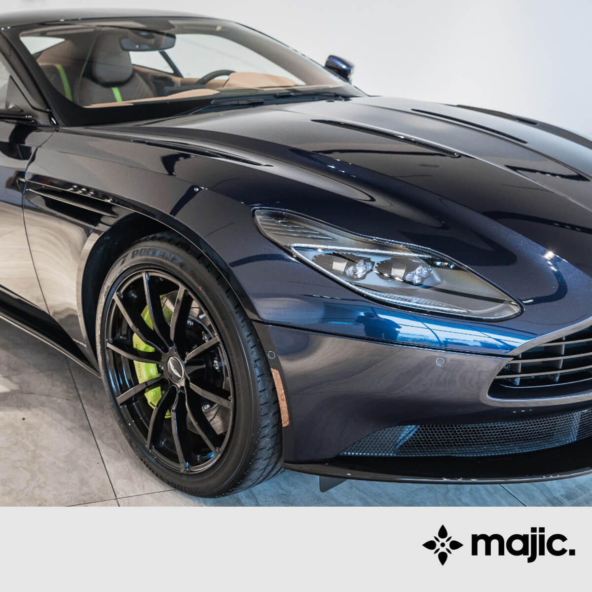 Aston Martin Sabiro Blue Paint (6032) – majic.