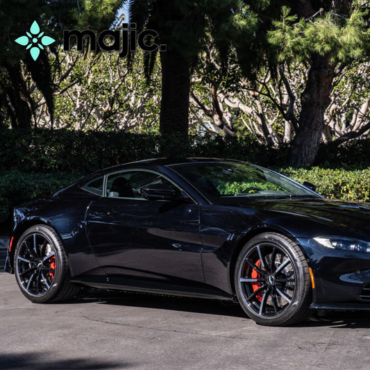 Aston Martin Ultramarine Black Paint