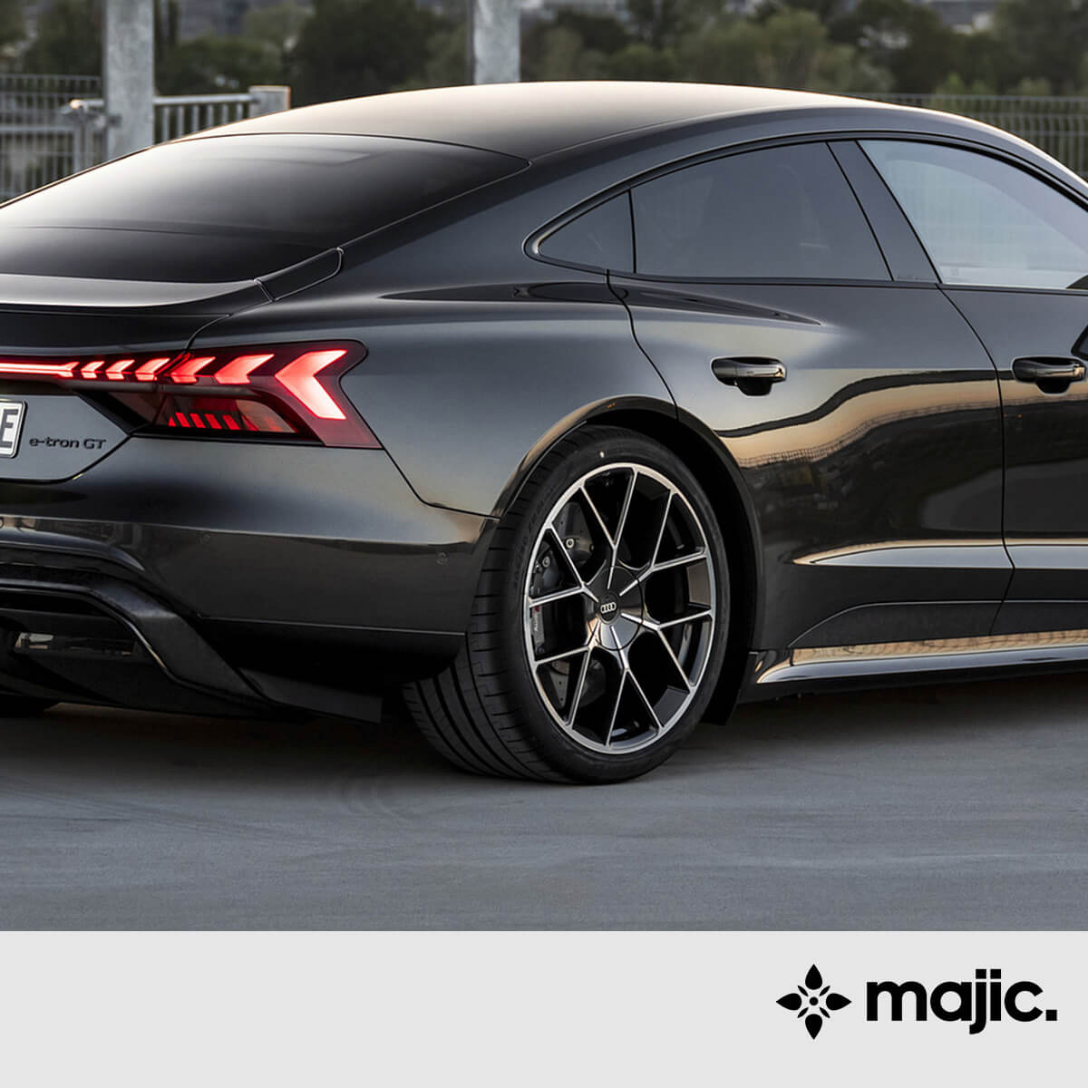 Audi Arabica Grey Paint (Z7E)