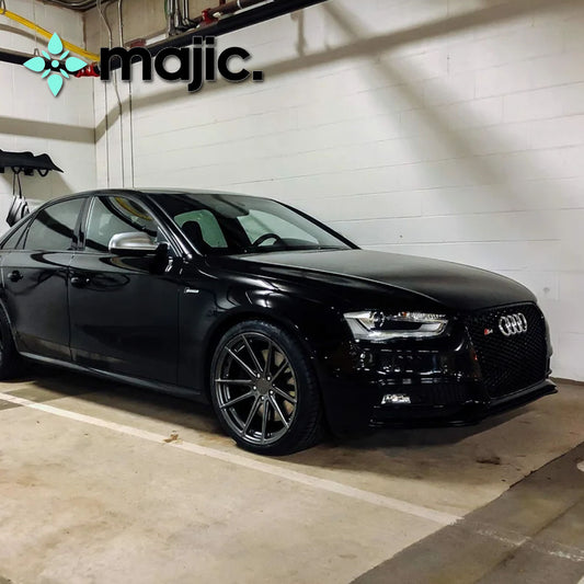 Audi Brilliant Black Paint (LY9B)