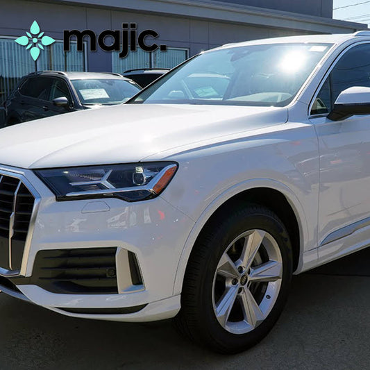 Audi Carrara White Paint (LC9A)