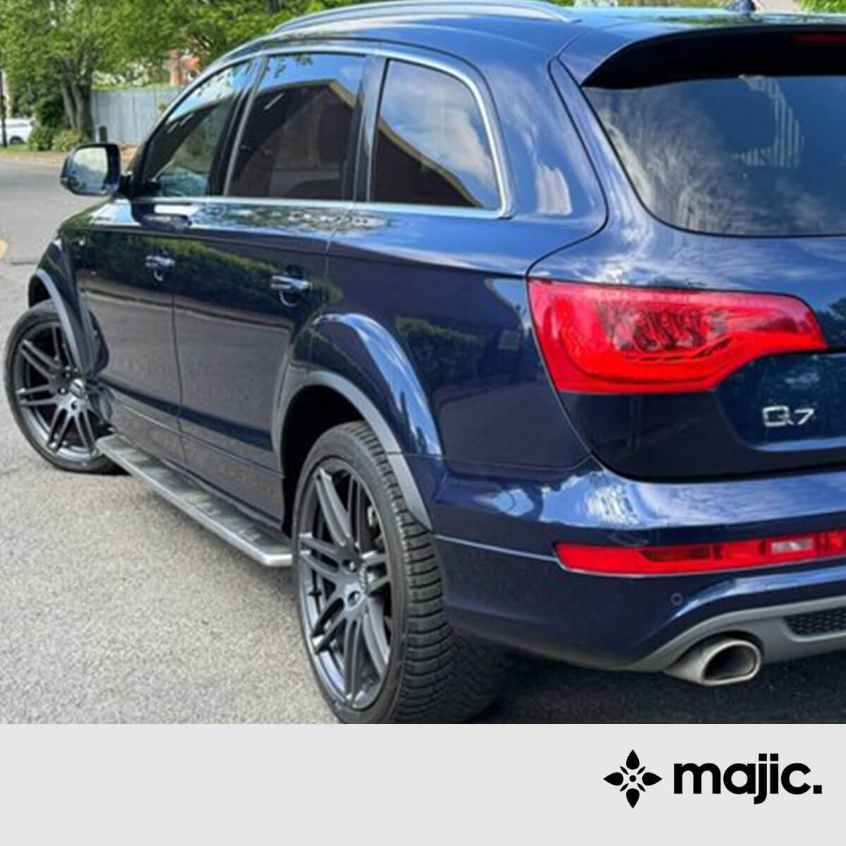 Audi Cobalt Blue Paint (LZ5Q)