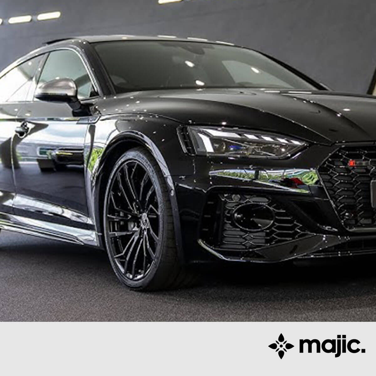 Audi Deep Black Paint (LC9X)