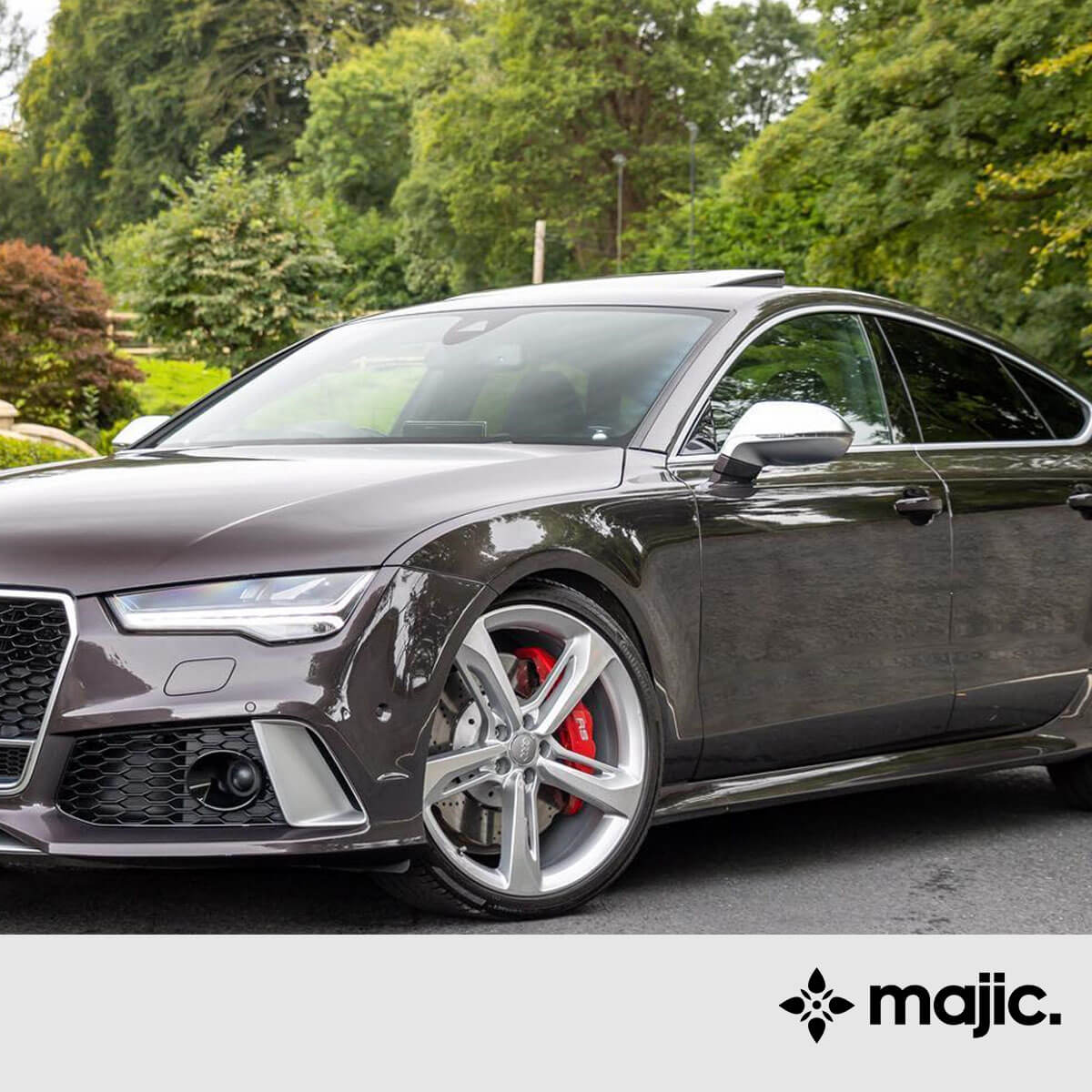 Audi Espresso Brown Paint (LZ8X)