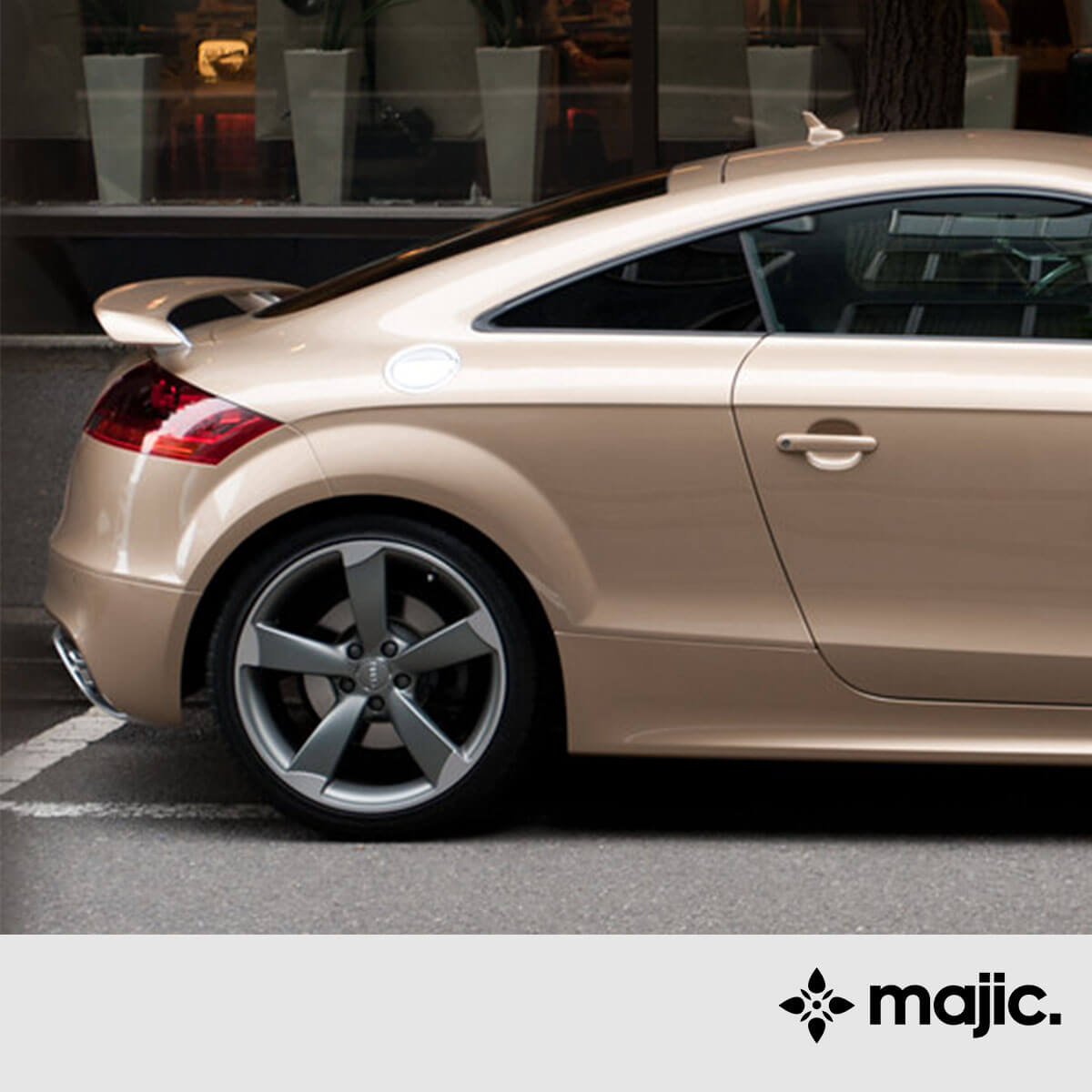 Audi Light Santa Fe Paint