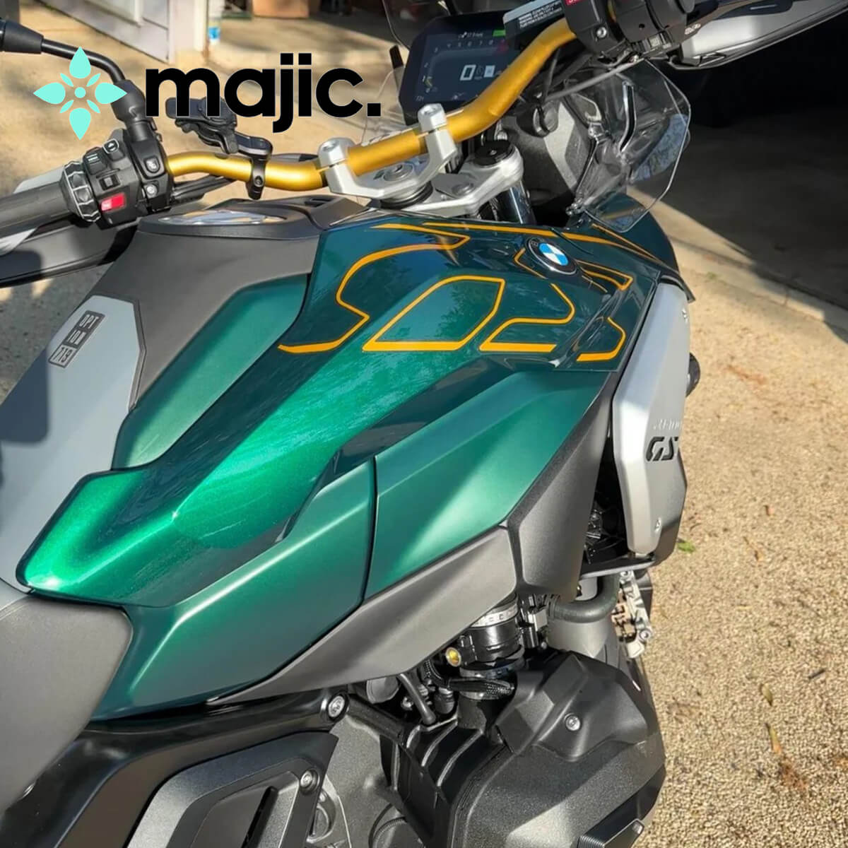 BMW Aurelius Green Paint (M2A)
