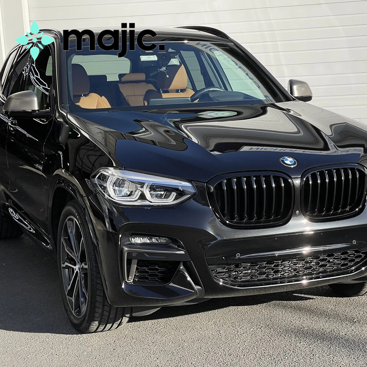 BMW Black Sapphire Paint (475)