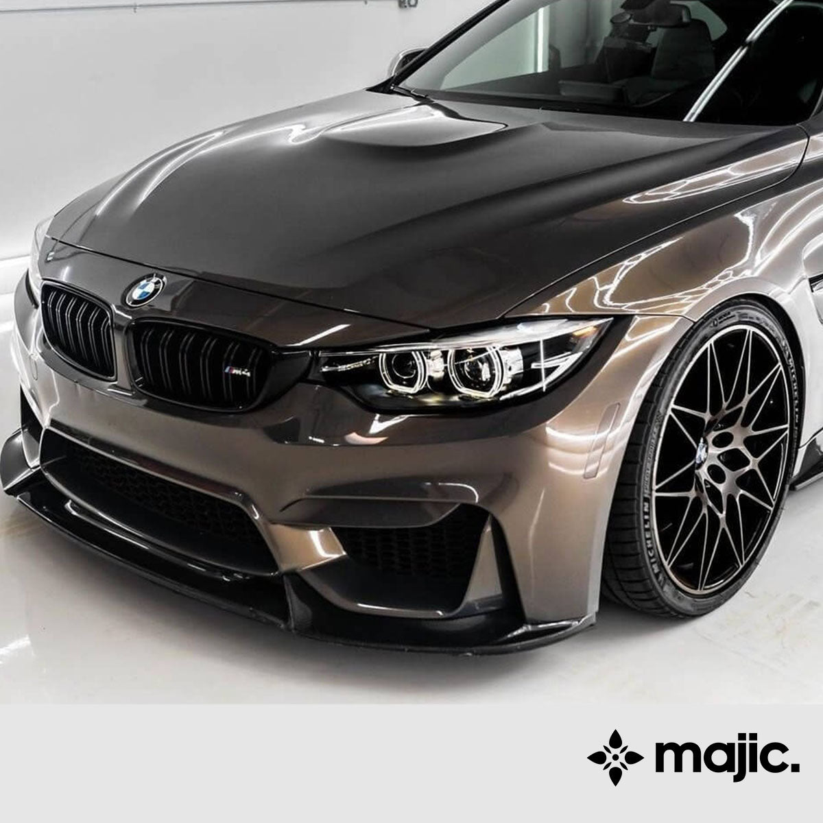 BMW Champagne Quartz Grey/Gold Paint (X08)