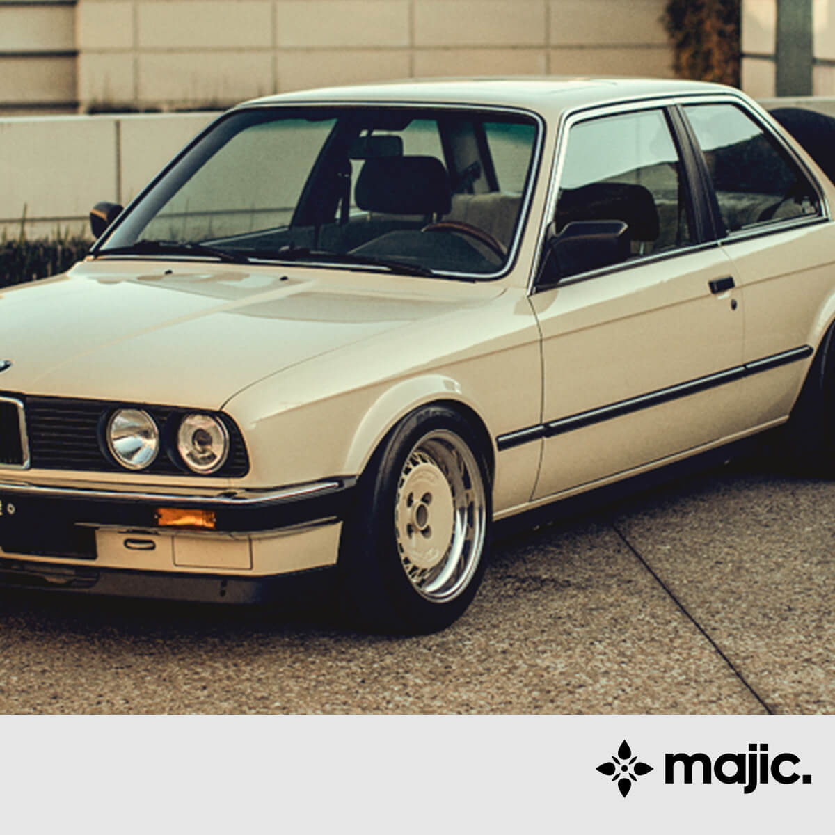 BMW Safari Beige Paint (147)
