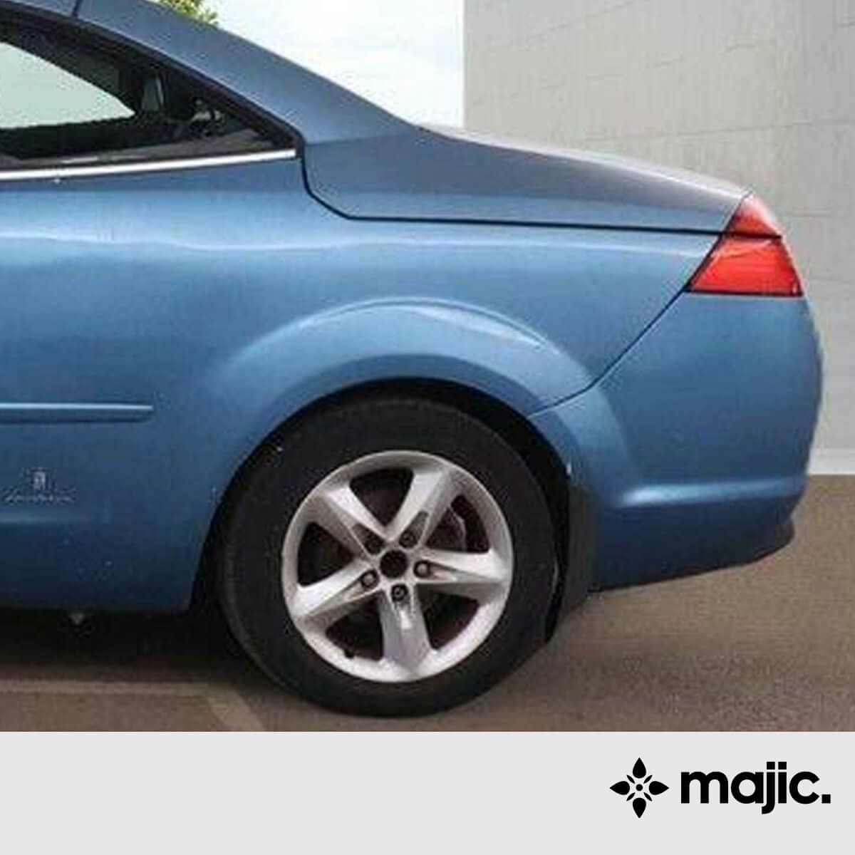 Ford Vignale Blue Paint (6DPEWWA)