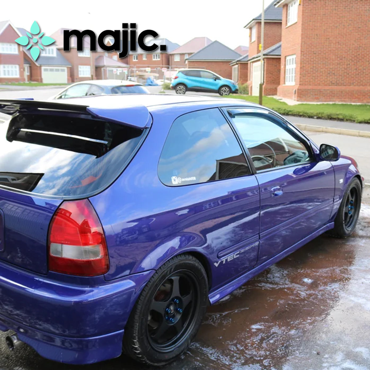 Honda Supersonic Blue Paint (B90P)