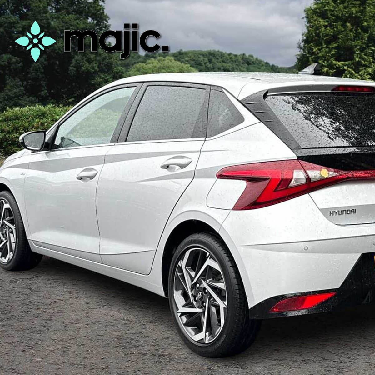 Hyundai Sleek Silver Paint (RYS)