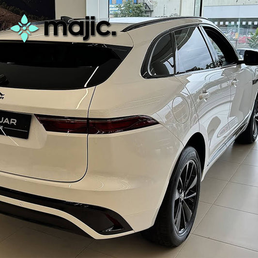 Jaguar Ostuni Pearl White Paint (NCZ)