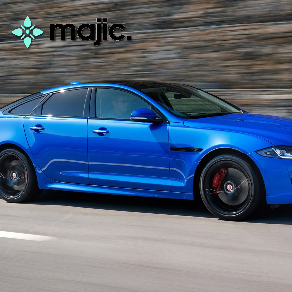 Jaguar Velocity Blue Paint (JIS)