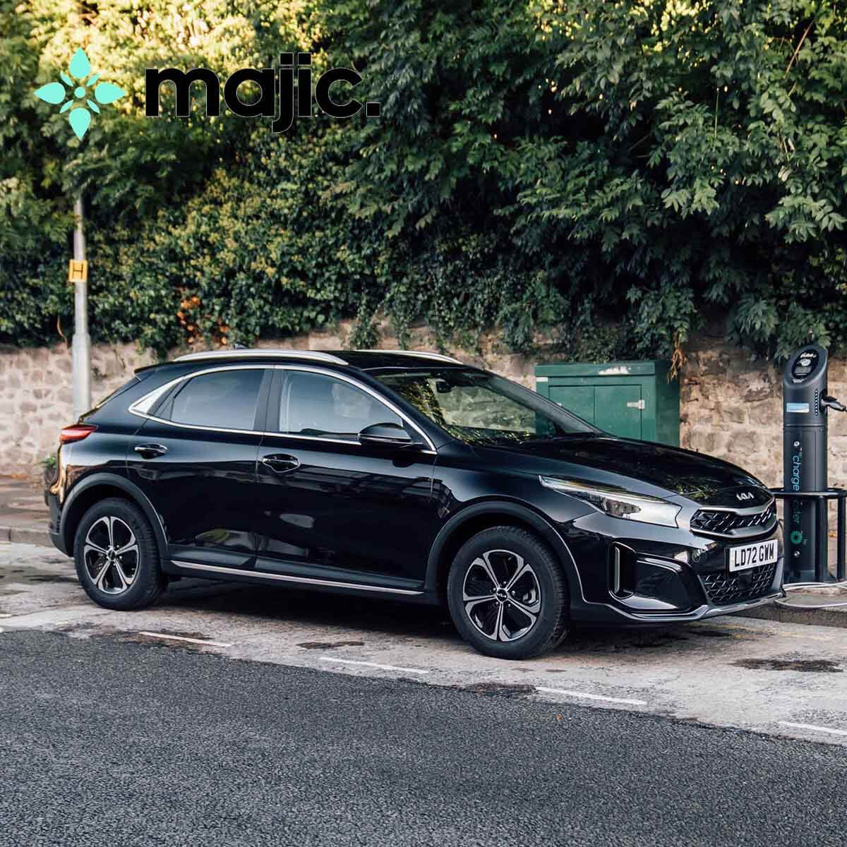 KIA Ultra Black, Phantom Black Paint (MZH)