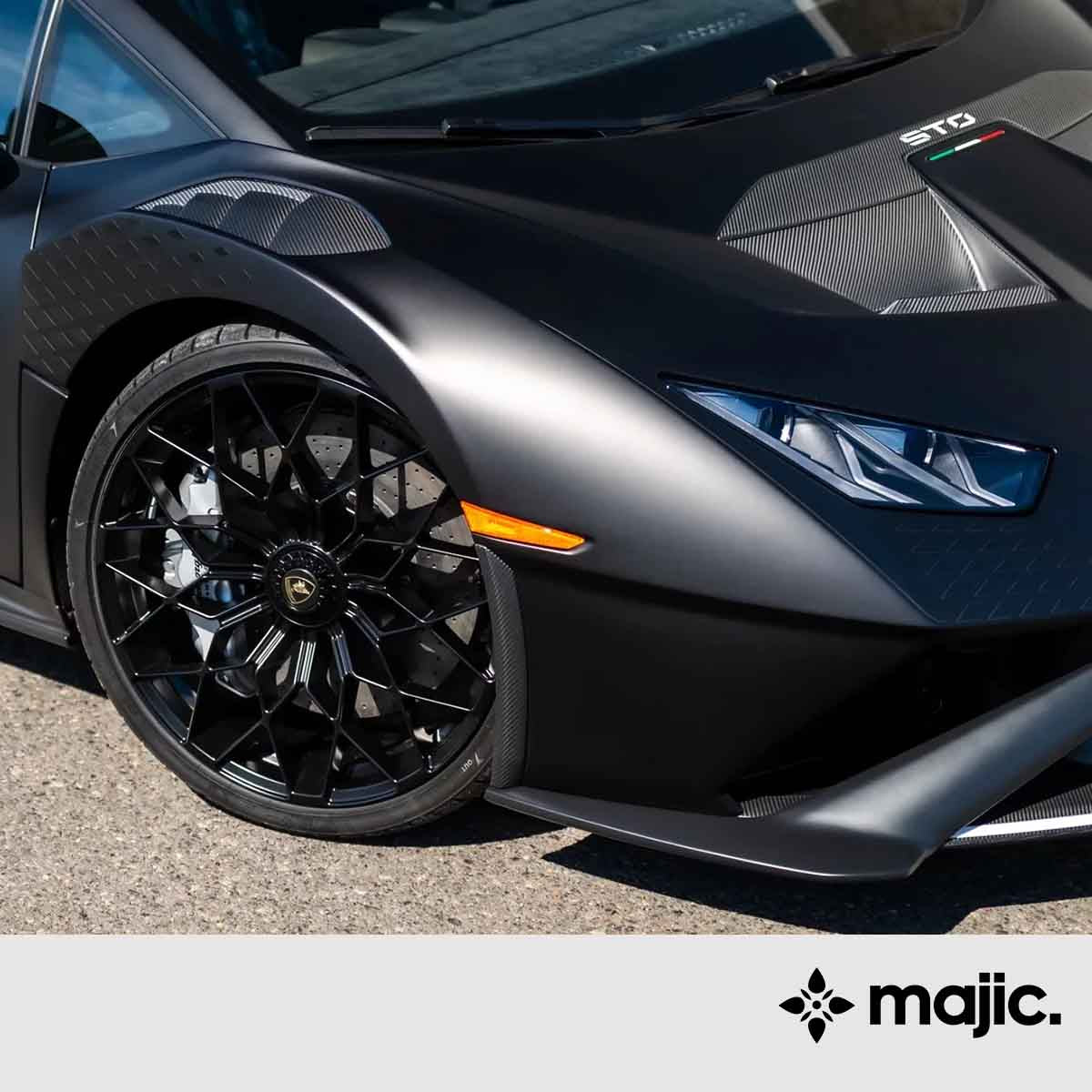 Lamborghini Nero Nesoi Paint (0326)