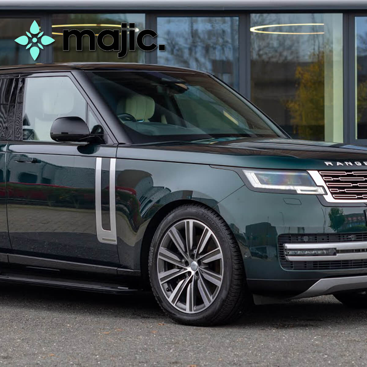 Land Rover Belgravia Green Paint (1DV)