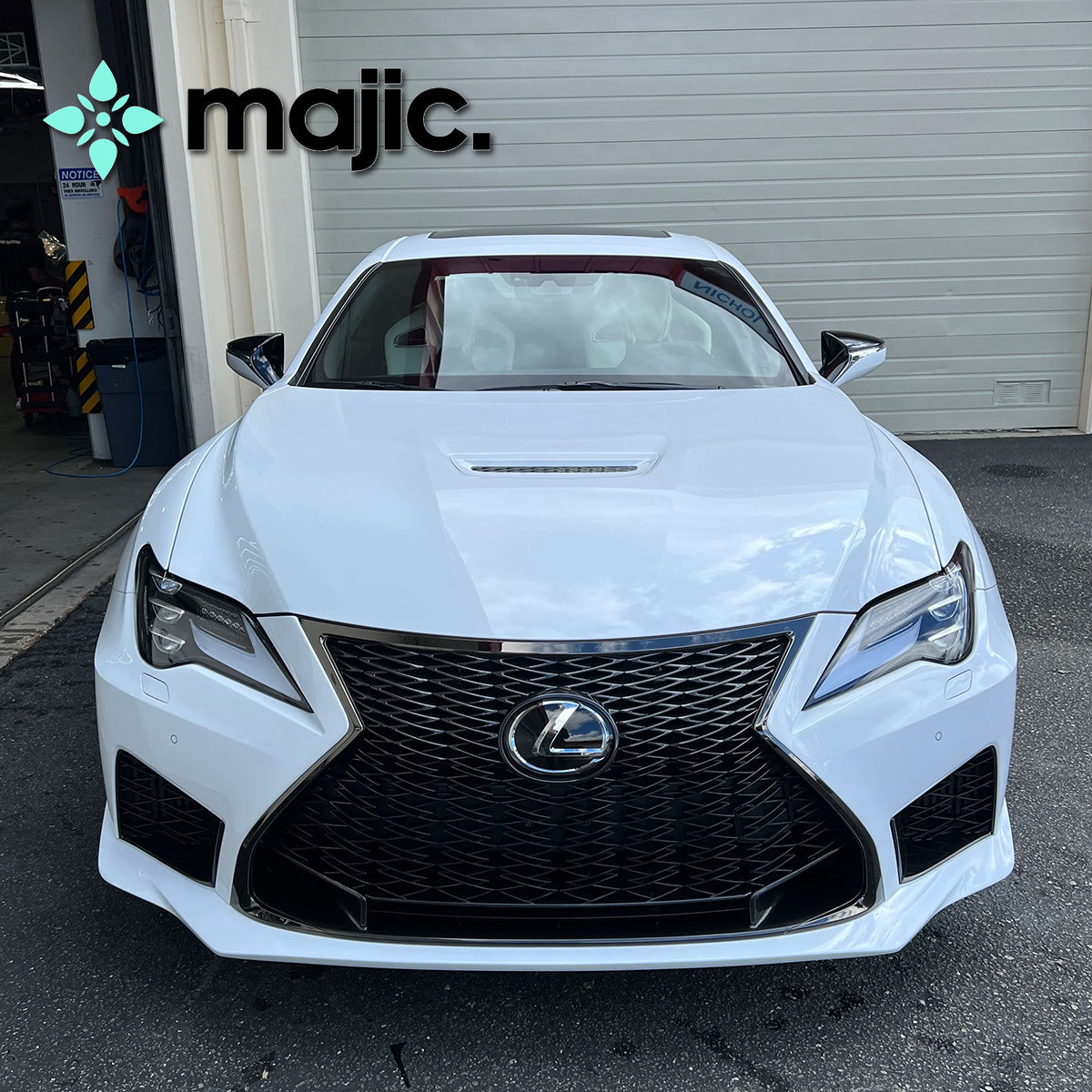 Lexus Ultra White Paint (083)