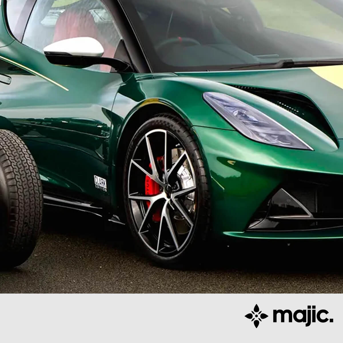Lotus Martini Racing Green Paint (A09)