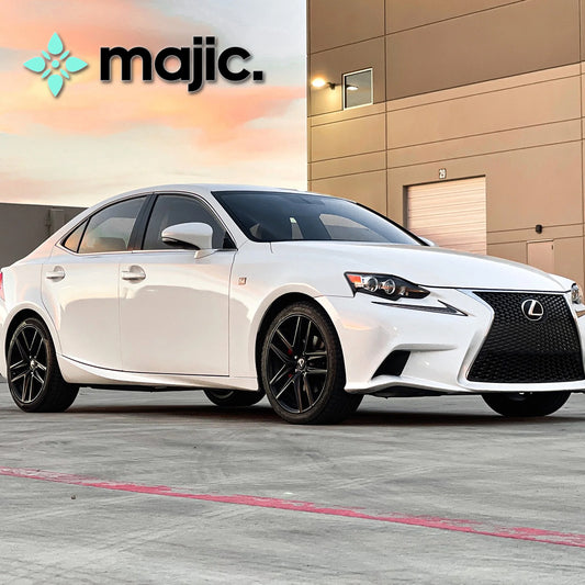 Toyota Ultra White Paint (083)